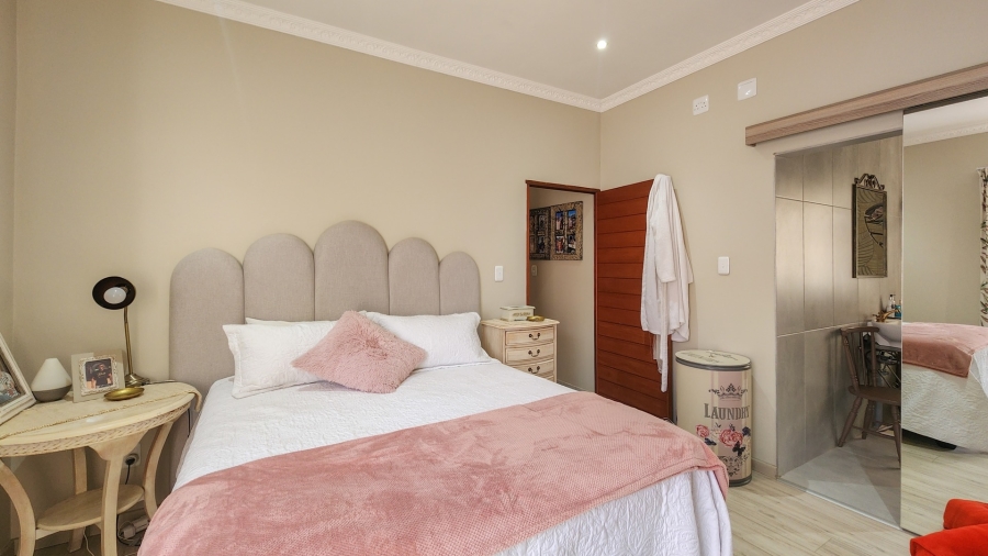 2 Bedroom Property for Sale in Xanadu Eco Park North West